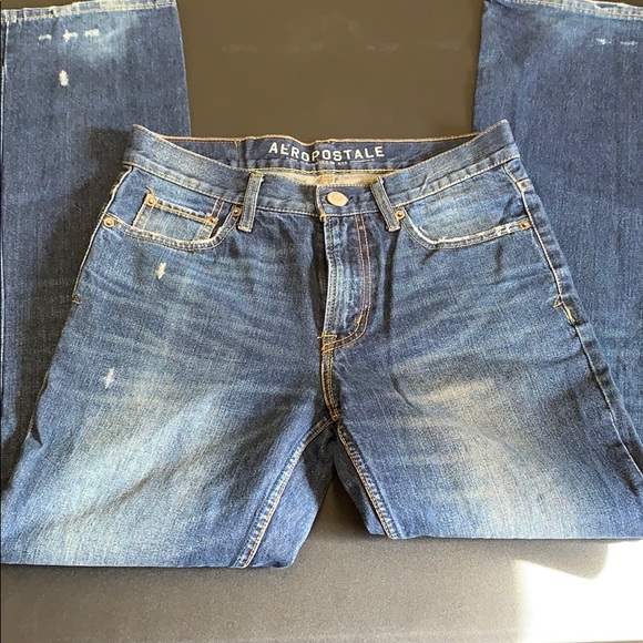 Used Aeropostale 29/32 blue jeans. - Picture 3 of 6
